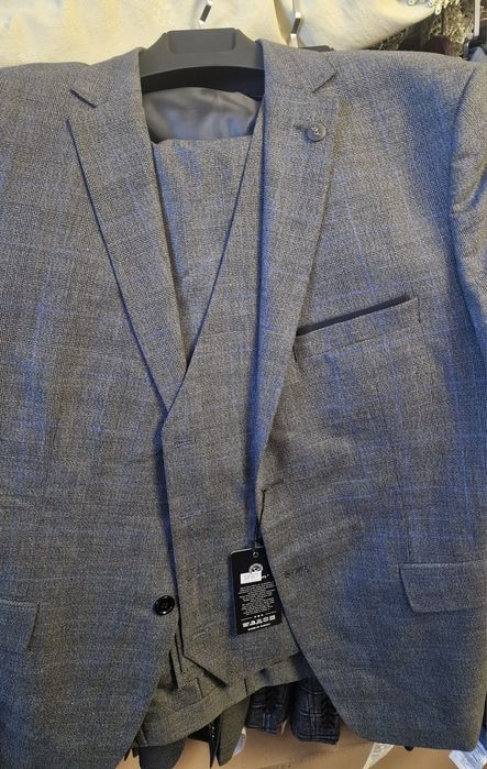 Мужские костюмы классика