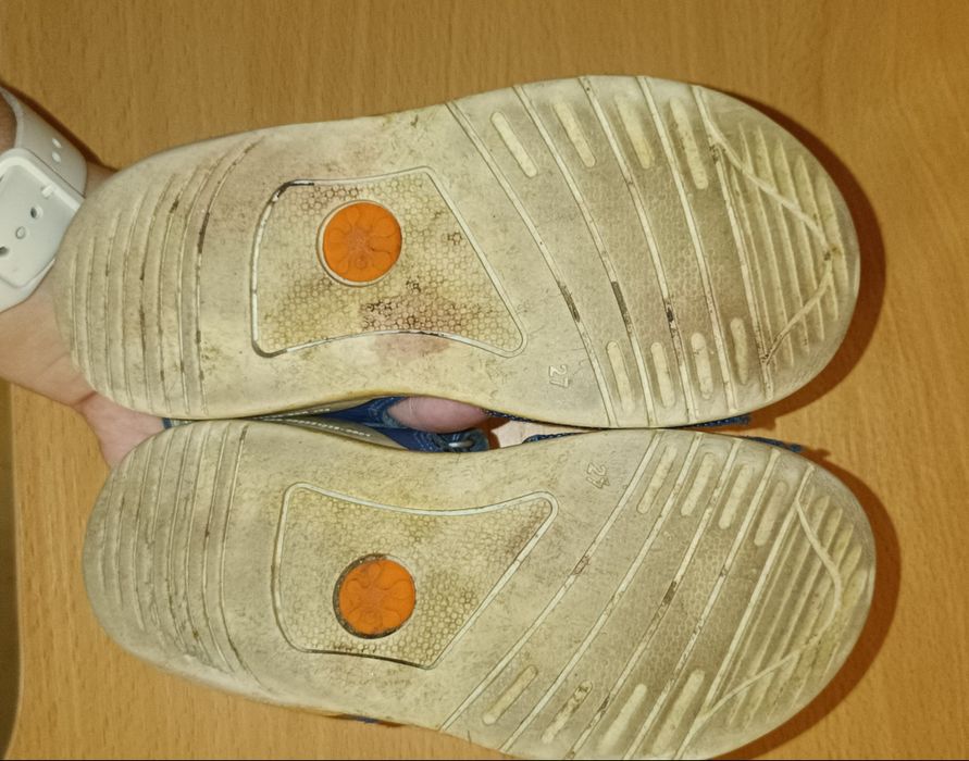 Віддам безкоштовно Босоніжки 27р