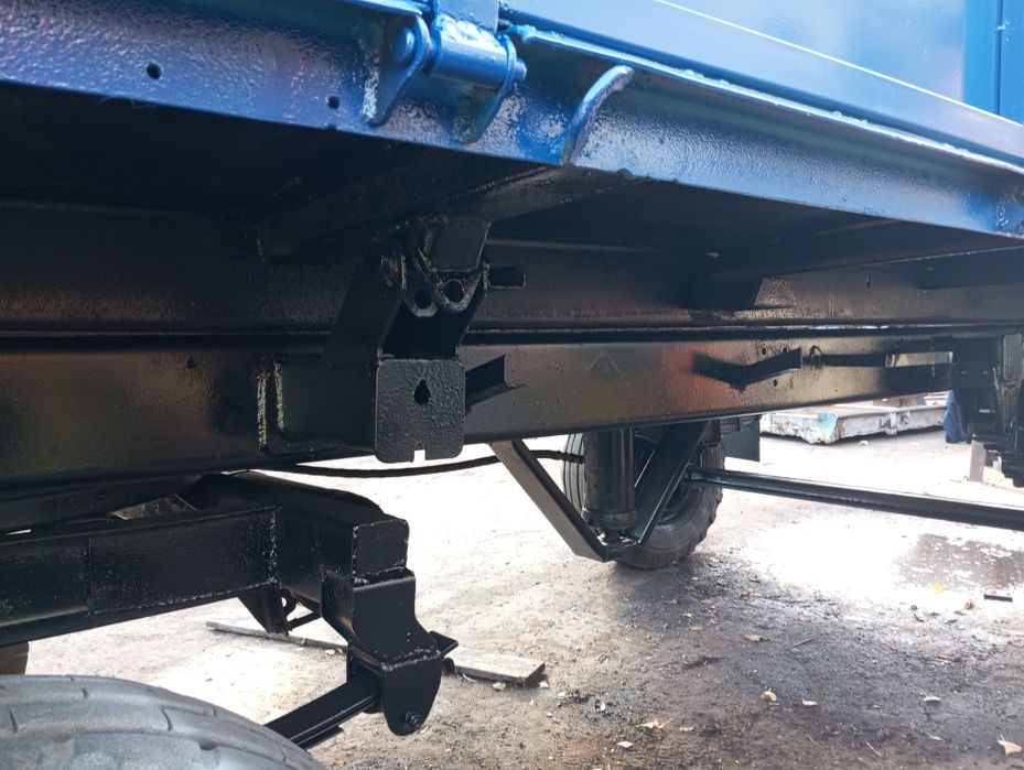 2ПТС4 самосвальний тракторний причіп