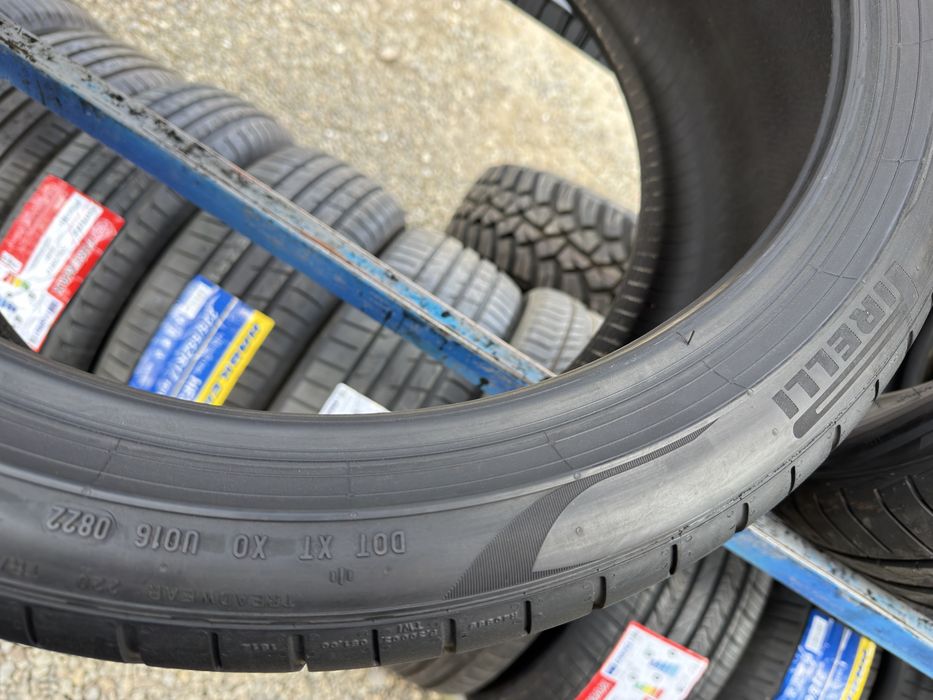 Шини б/у 265/35 R20 Pirelli 2шт