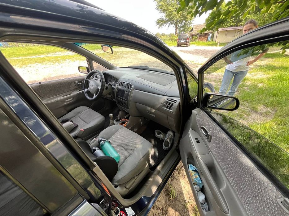 Продам надійне авто Мазда примасі