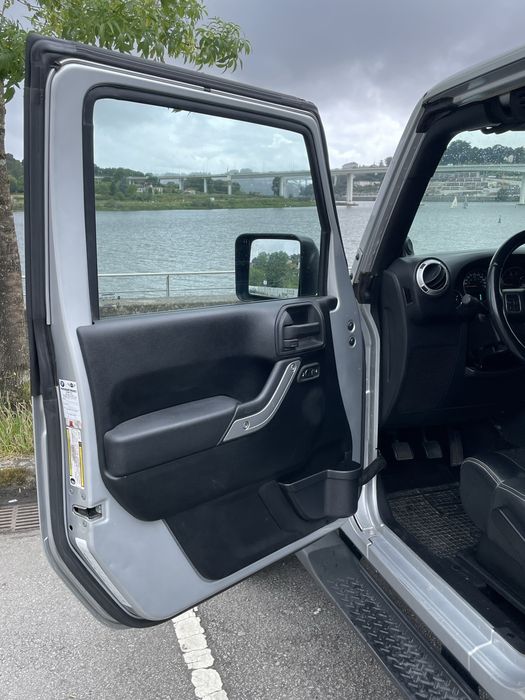 Jeep wrangler Sahara 70th anniversary