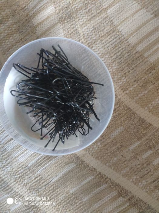 Прикраси для волосся, резинки, пара, заколки, шпильки та інше..