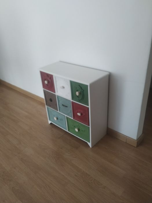 Móvel 8 gavetas estilo rústico