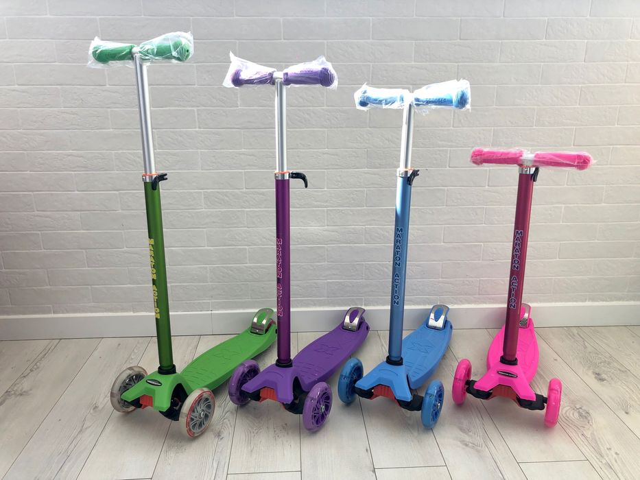 Трехколесный самокат макси Maraton Action maxi однотонный фиолетовый