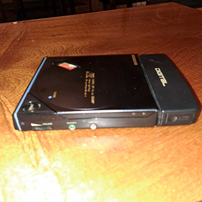 Odtwarzacz CD Intersound CD CD-90P Vintage