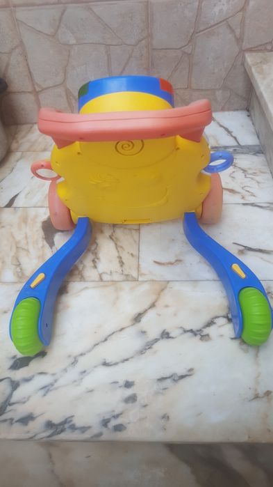 Andarilho  para  bebês  com música