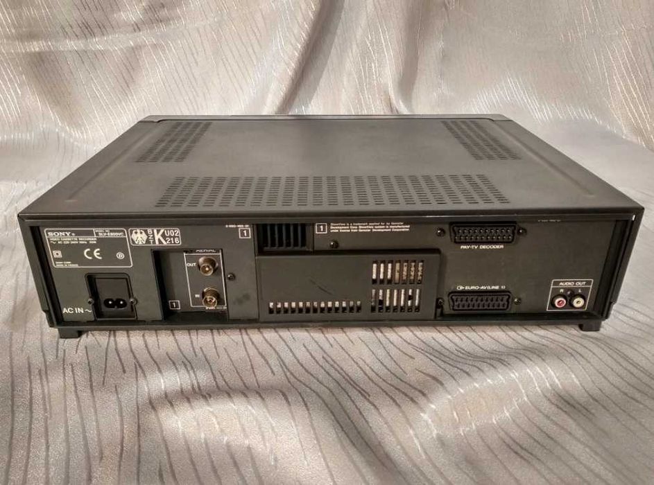 Відеомагнітофон Sony SLV-E800