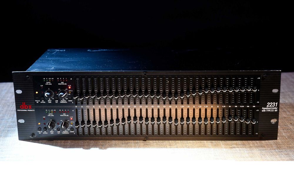 Korektor graficzny DBX 2231 / limiter