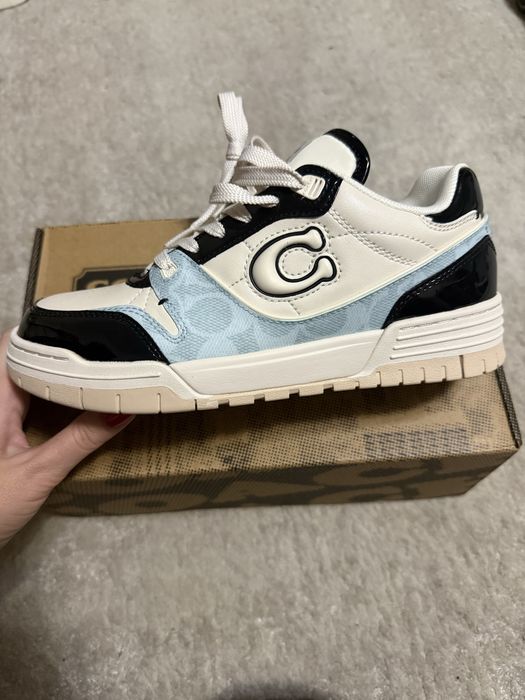 Продам кеди coach