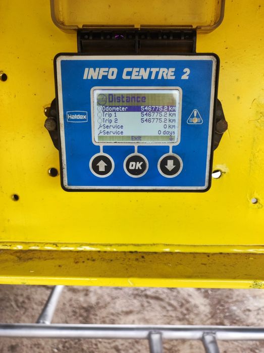 Термічка почтовик 2013  полуприцеп фургон  будка свіжопригнаний