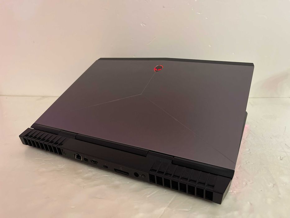 ЗСУ знижка!!  17.3" Экран/ DELL Alienware 17 R4 / Intel Core i7 / Видео GTX 1070  (8 ГБ)  СТАЛКЕР 2