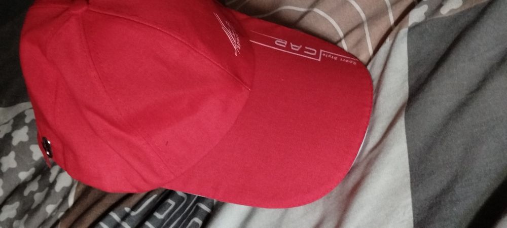 Nowe czapki z daszkiem fashion Sport