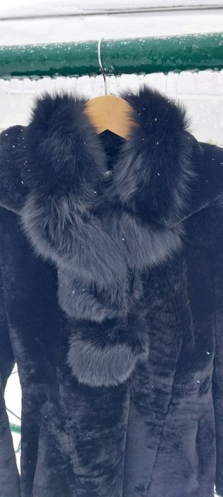 Шуба з хутра мутона