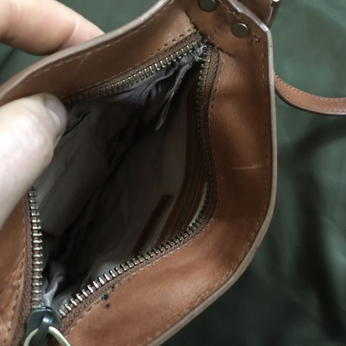 Подарок Мужчине. Фирменная кожаная сумка Oasis. 22/19 см