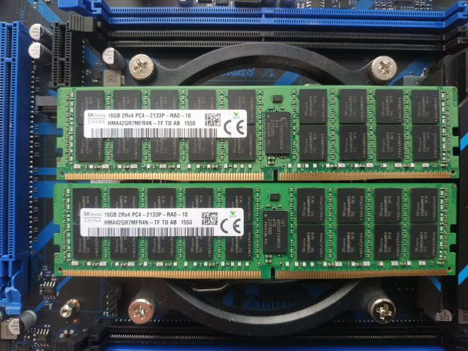 Комплект материнська плата LGA 2011-3 Huananzhi QD4/F8 Xeon 2666V3 32G