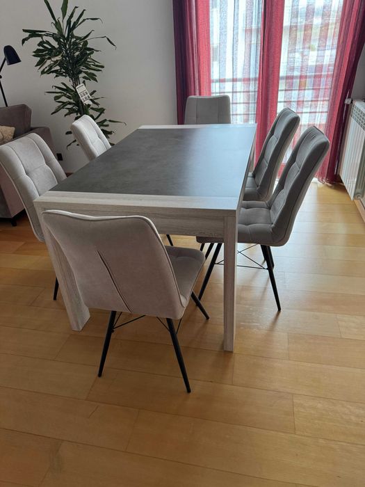 sala ( sofá, móvel tv, mesa de centro, mesa de sala e cadeiras )