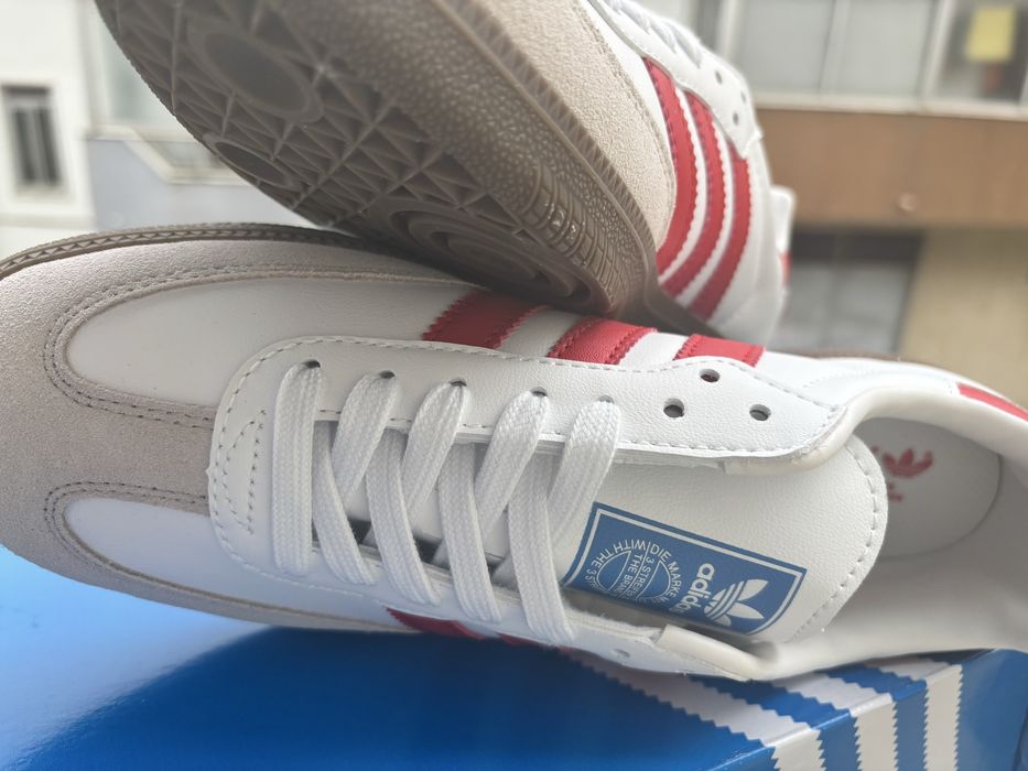 Sapatilhas Samba Vermelho e Branco || 45 || novas