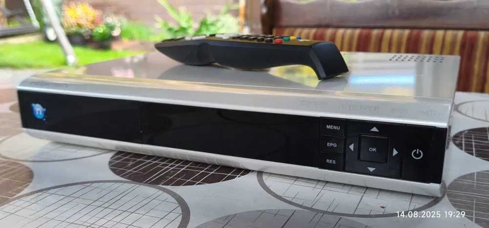 Dekoder, Tuner SAT nBox BSKA enigma 2