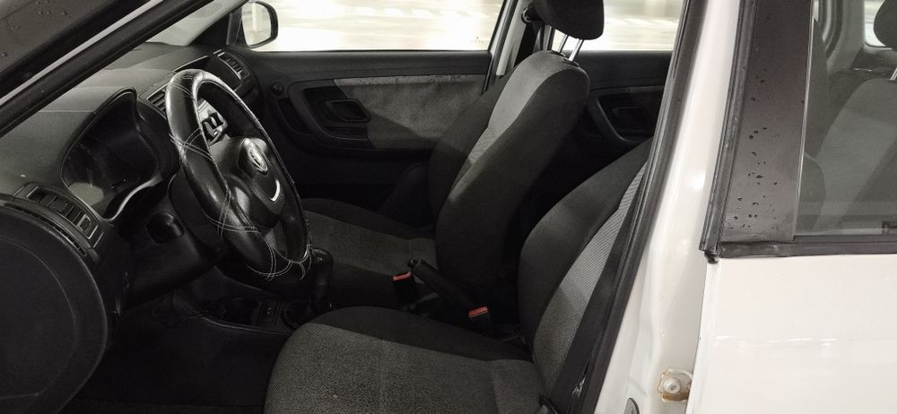 Skoda Fabia break 1.4TDI super econômico em bom estado 2490 negociável