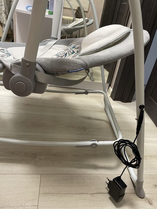 Качель-шезлонг ME1076 в ідеальному стані