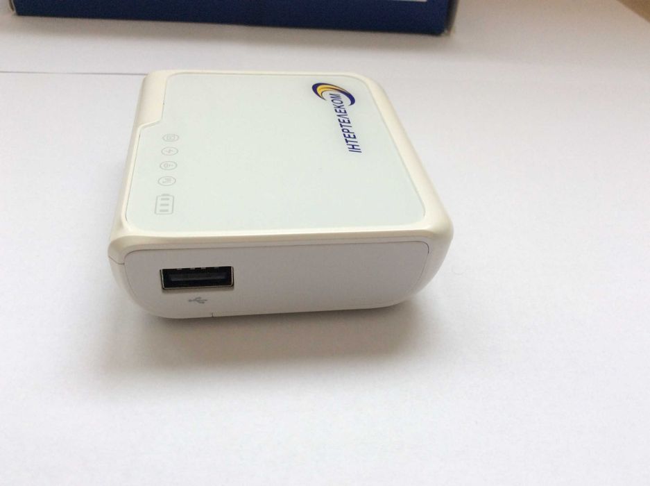 Wi-FI роутер 3G модем Avenor 500 V-RE500