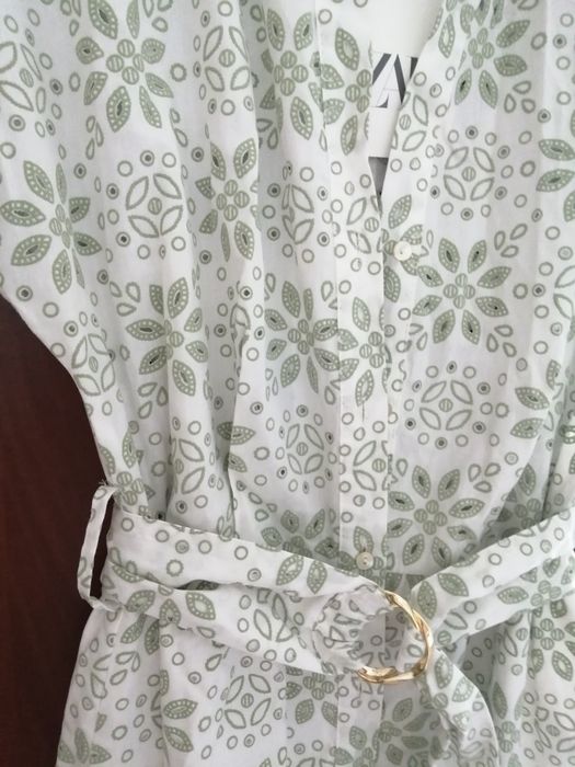 Sukienka Zara midi z paskiem szmizjerka M