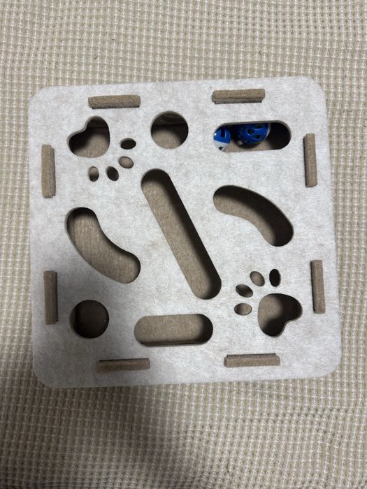 Вграшка для котика