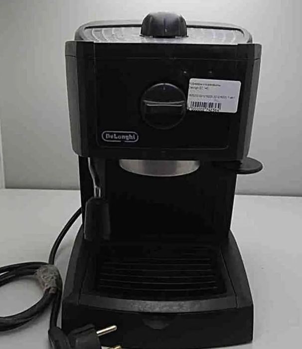 Кофеварка Delonghi