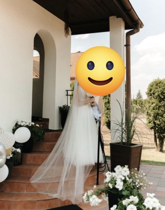 Piękna suknia ślubna