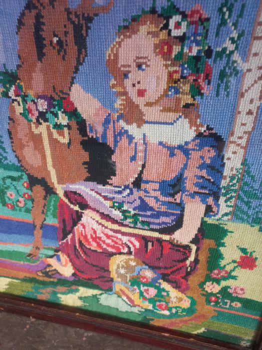 Вишита картина. Дівчина з оленем. 55 × 70 см
