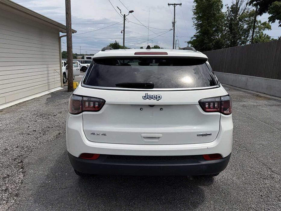 Jeep Compass Latitude      2019