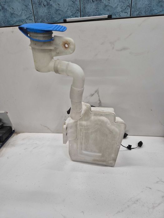 vw golf V VI AUDI A3 8P altea zbiornik zbiorniczek spryskiwaczy pompka