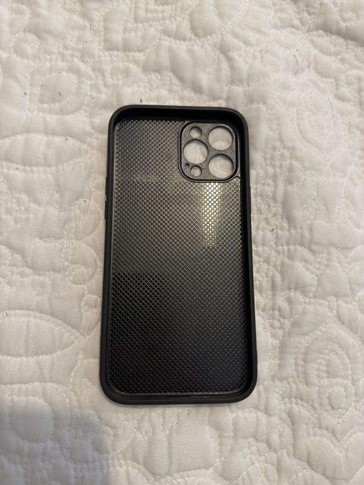 Vendo capa iphone 12 pro max NOVA.