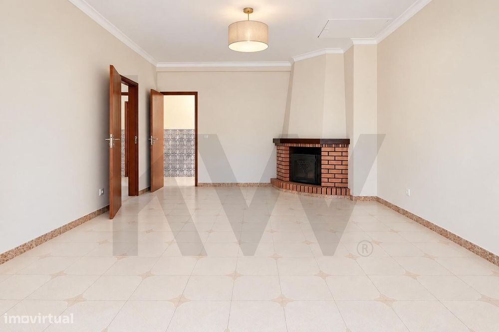 Apartamento T3 em Pinhal de Frades - Arrendamento