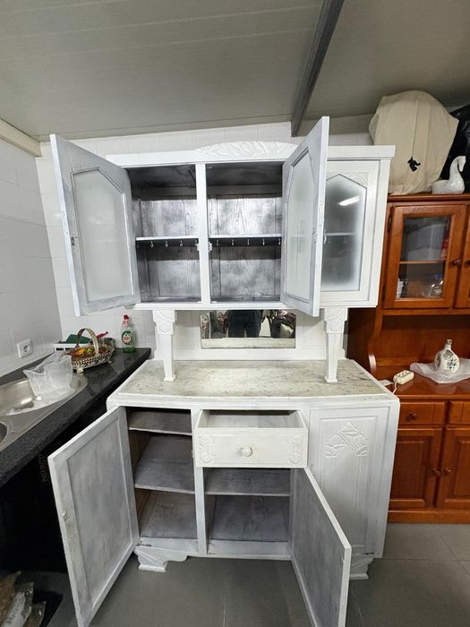 Armário Branco restaurado