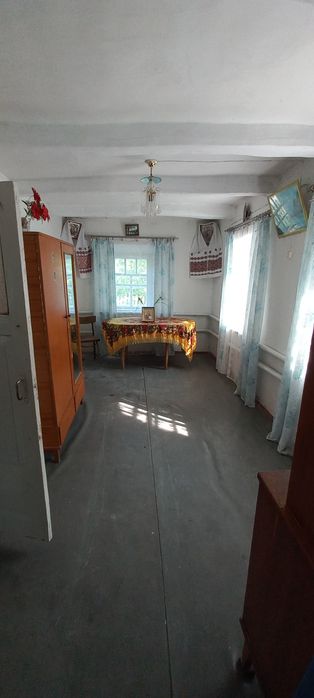 Будинок з ділянкою 60 соток