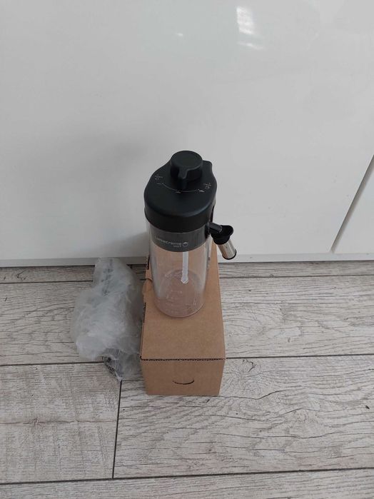 Spieniacz, pojemnik na mleko ekspresu DeLonghi  ECAM450.65.G