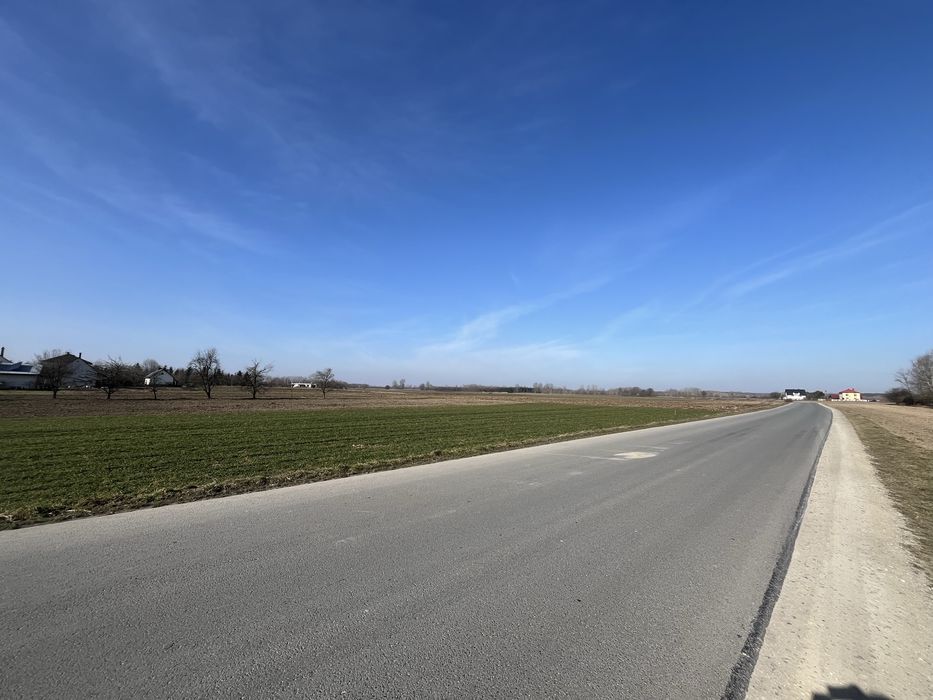 Sprzedam działki z warunkami zabudowy