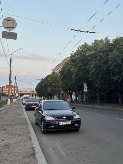 Опель астра H 2003