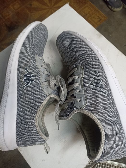 Sprzedam buty męskie firmy kappa róż,44