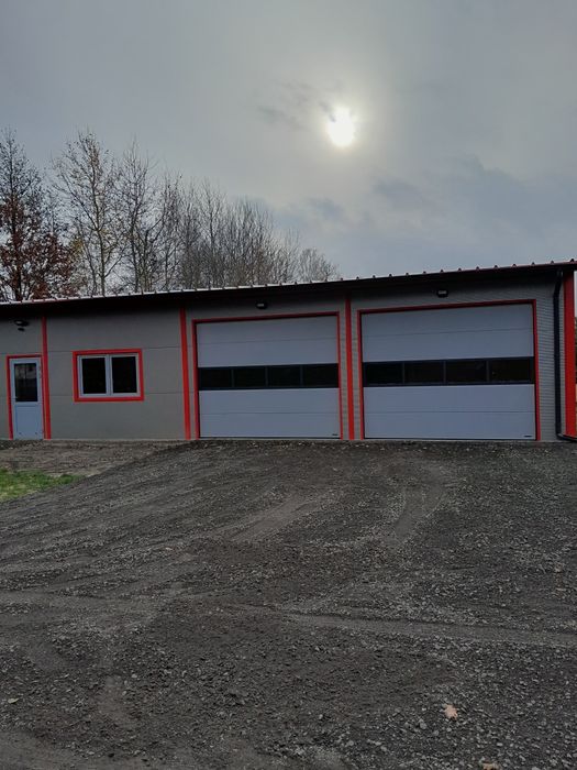 Hala do wynajęcia 156m2 w tym biuro socjal i łazienka