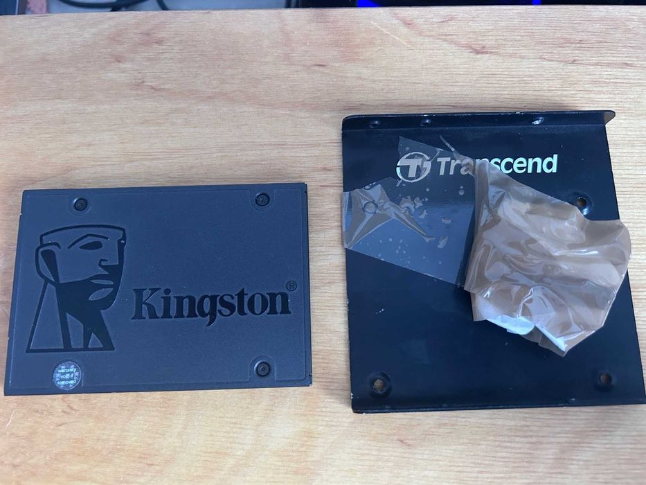 Dysk KINGSTON SSD 2,5'' A400 240GB SSD +Tacka montażowa 3,5" Transcend