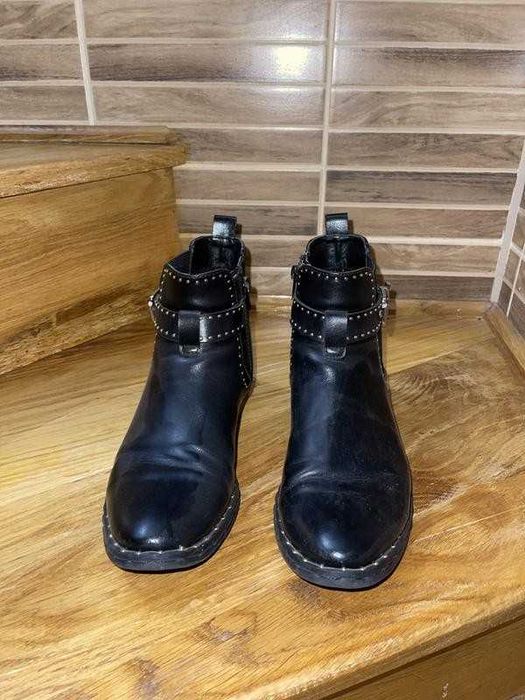 Черевички осінні. Німеччина