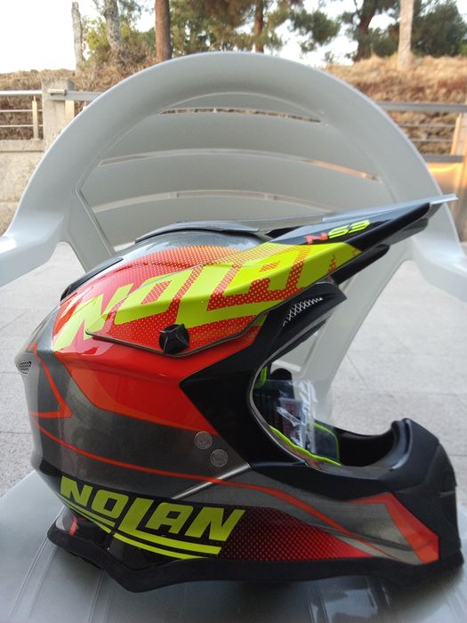 AGV PISTA GP RR edição limitada VR 46 carbono
