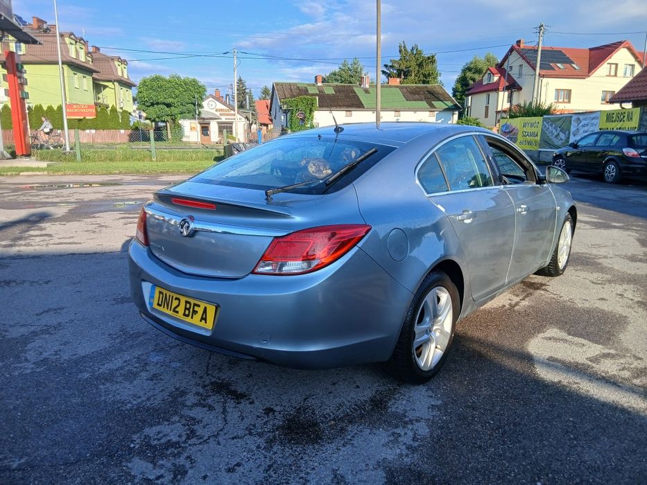Insignia 1.8 2012 bezyna anglik