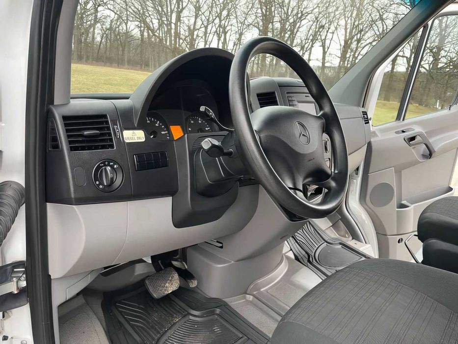 Mercedes-Benz Sprinter 2500      2015