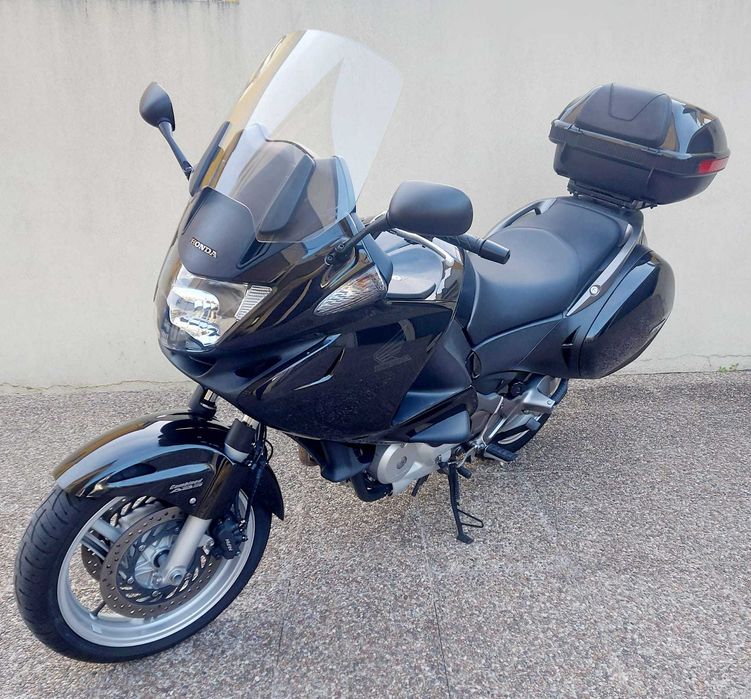 Honda Deauville NT 700 VA (( 17,000 Kms )) Nacional