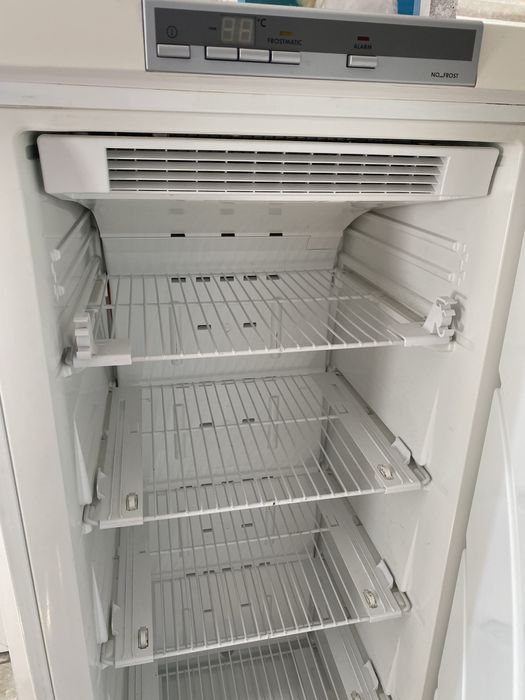 Морозильна камера