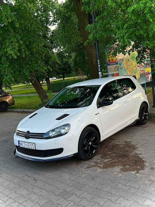 Golf 6 Przednia Dokładka Zderzaka Standard Czarny Połysk